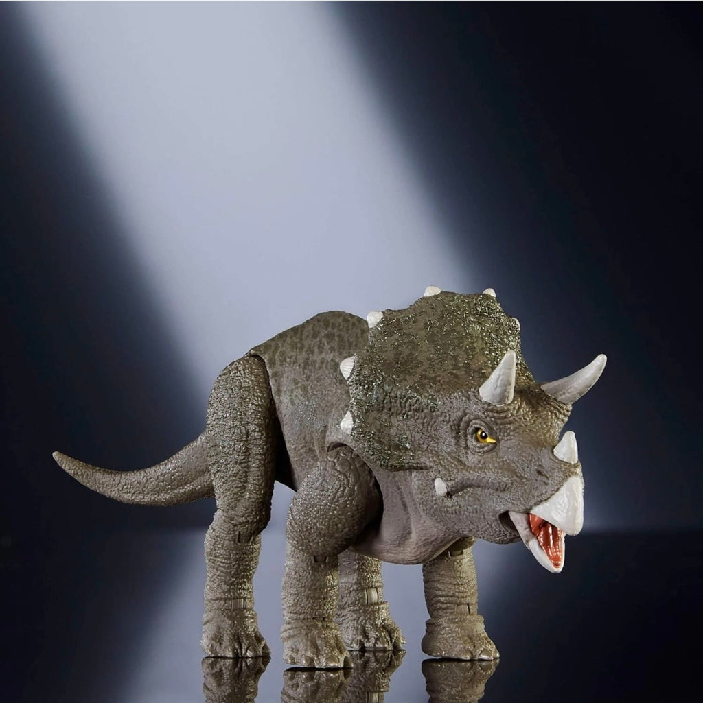 Jurassic World Hammond Collection Juvenile Triceratops Action Figure - Mattel